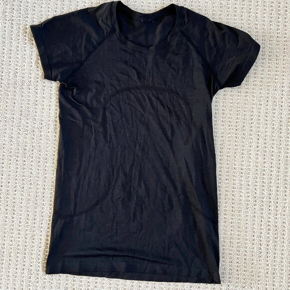Lululemon Swiftly Tech Short Sleeve Shirt - Picture 1 of 2